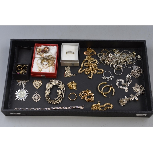 23 - Selection of Mixed unsorted Jewellery, Includes Silver