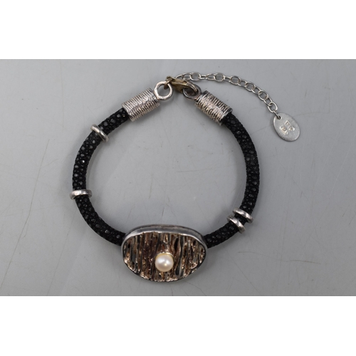 24 - Silver 925 Bracelet with with Central Pearl and Fabric Strap