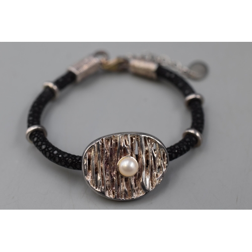 24 - Silver 925 Bracelet with with Central Pearl and Fabric Strap