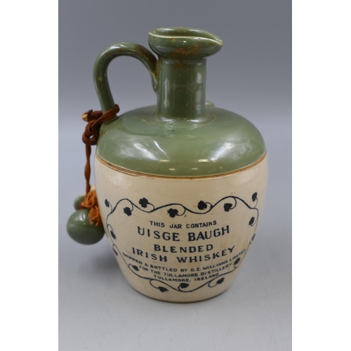 90 - A Vintage Ceramic Tullamore Dew Irish Whiskey Jar, With Stopper and Booklet.