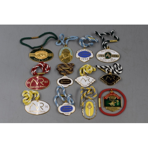 93 - Selection of 12 enamelled members Racecourse Badges including Thirsk, Newcastle, and Kempton Park (D... 