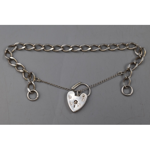 46 - Hallmarked London Silver bracelet with Heart Clasp