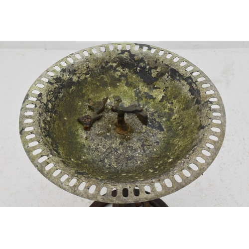 544 - A Cast Iron Bird Bath, Approx 28.5