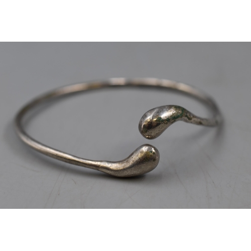 5 - A 925. Silver Teardrop Bangle