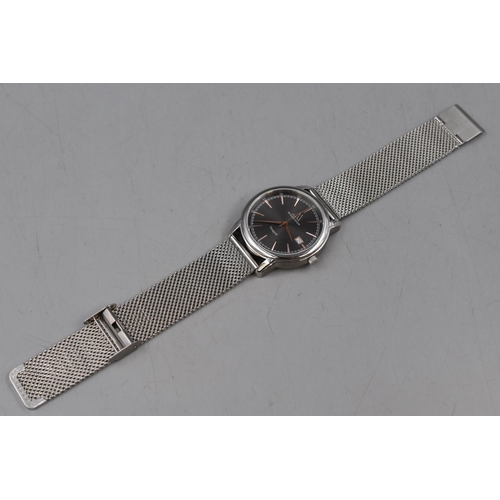 33 - Morrison Vangard Gents Date Quartz Watch on Chainmail Strap (Working)