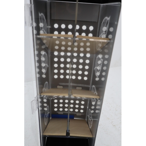 190 - A Havana Cigars Lockable Shop Display Unit, With Key. Approx 8.5