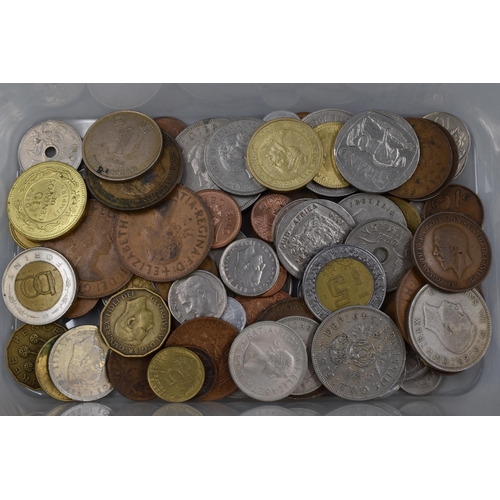 102 - A Selection of Mixed Worldwide Coins.