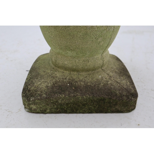 531 - Concrete Garden Seat / Table Approx 18 Inches in Diameter and 18 Inches Tall