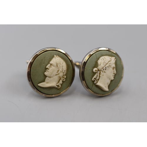 27 - A Pair Mid-Century of Cameo Cufflinks