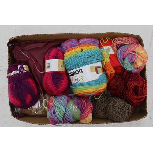 555 - Large Mixed Lot of Brand New Balls of Wool .