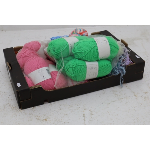 557 - Large Mixed Lot of Brand New Balls of Wool