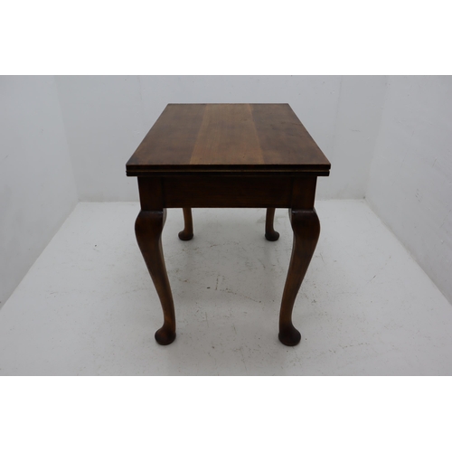 463 - An Oak Fold-Over Dining Table, With Felt Lined Interior Storage. Approx 47.5