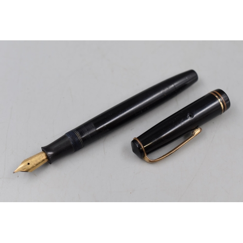 10 - A 14ct Nibbed Parker Pen.