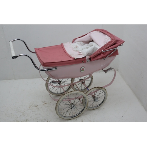 482 - Vintage Silver Cross Oberon Dolls Pram in Two Tone Candy Pink would make a Lovely Display piece or P... 