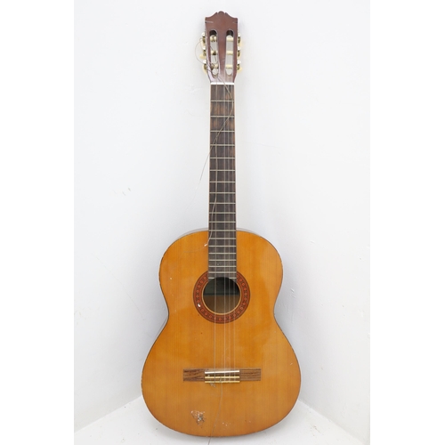 Yamaha C40 Six String Acoustic Guitar two strings broken