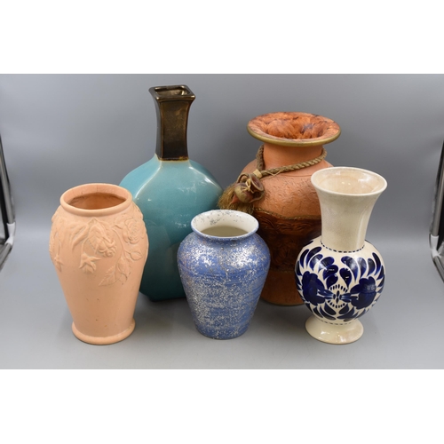 573 - Mixed Lot of Pottery Vases