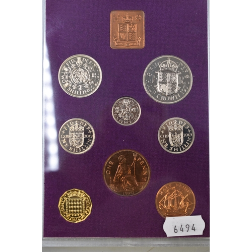 153 - Royal Mint 1970 Coinage of Great Britain Coin Set in Case