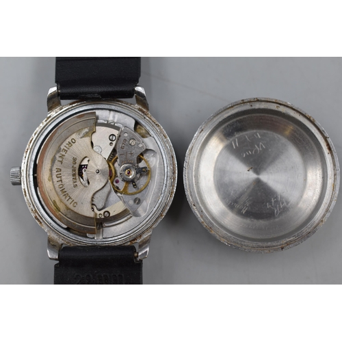 63 - Orient Starlet 30 jewels Automatic Date Watch (Working)