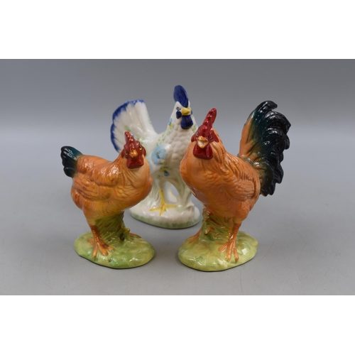 180 - Mixed Selection to include Two Ceramic Hens (a/f) and a Ceramic Cockerel. Largest approx. 6”