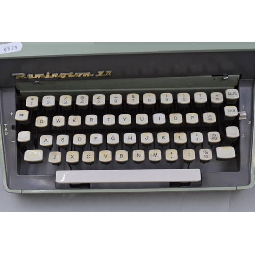 508 - Superb 1960’s Vintage Remington 11 Portable Typewriter With Case.