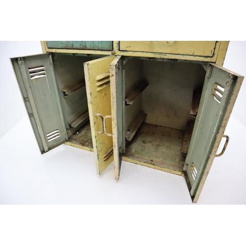 583 - Old Metal Industrial Workshop Unit with Wooden Top Approx 39