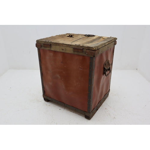 611 - A Large Walrus Fibre Manufacturing Company Chest, Approx 19