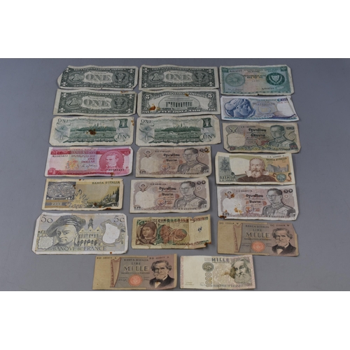 152 - A Selection of 20 Mixed Worldwide Banknotes.