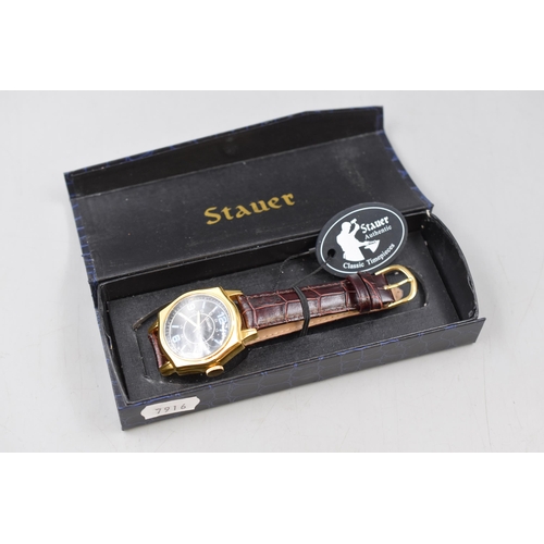 62 - Stauer Gents Watch with Original Leather Strap complete with presentation Box (Working)