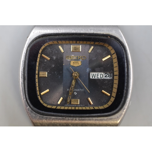 63 - Seiko 5 Automatic Day / Date Gents Watch with Leather Strap (Working)