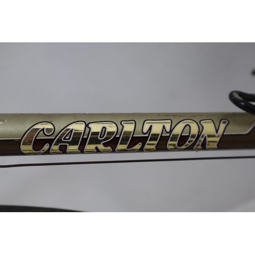 626 - Vintage 1979 Carlton Corsair Lightweight Touring Racing Bike 14 Gears, Suede Covered Seat, Bottle ho... 