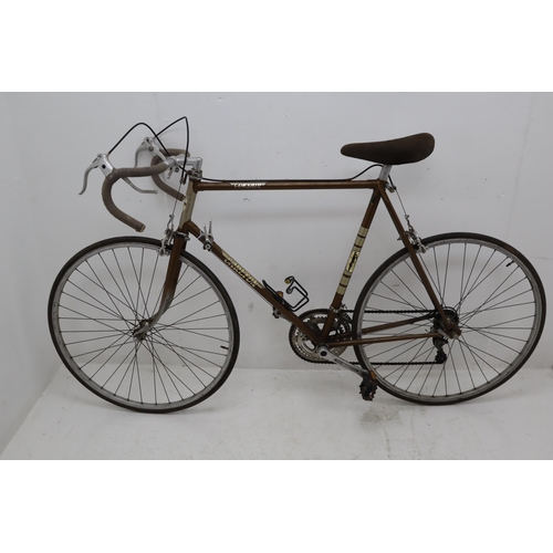 626 - Vintage 1979 Carlton Corsair Lightweight Touring Racing Bike 14 Gears, Suede Covered Seat, Bottle ho... 