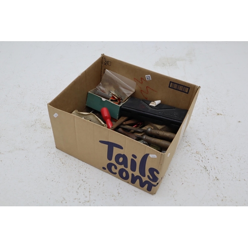 706 - Mixed Selection of Tools and Measuring equipment, including Bench Vice, Wood Files, Fixings and More