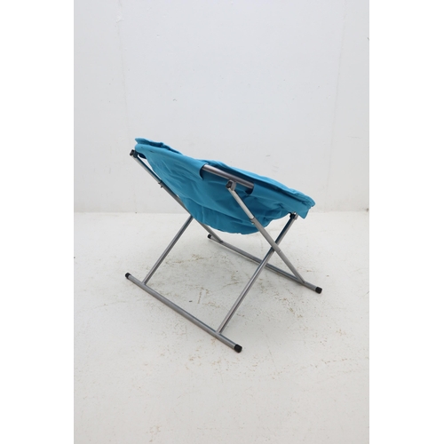 399 - Lightweight Folding Chair Oversized Saucer