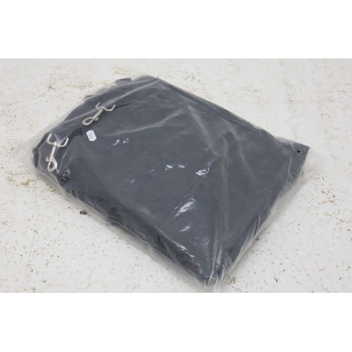 675 - Black Thermal Horse Blanket with Straps