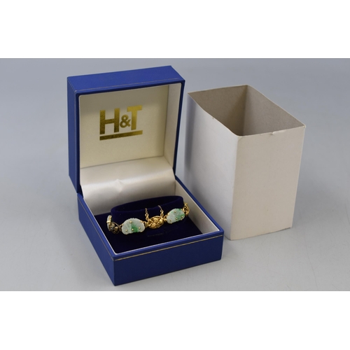 48 - A 14ct Gold Natural Etched Jade Bracelet With Safety Chain, In Presentation Box. With Matching Etche... 