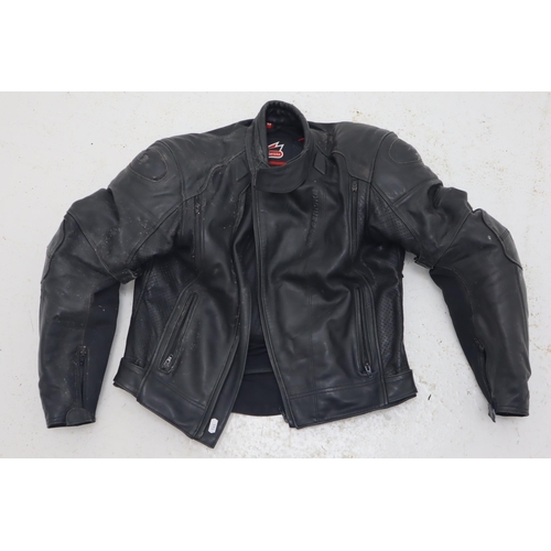 630 - Mixed Lot of Motorbike Riding Gear to include a Leather Hein Gericke padded Jacket size 34uk and a B... 