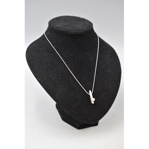 41 - Silver 925 Pendant Necklace