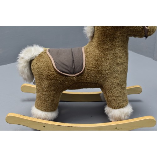 692 - Mamma's and Pappa's Small Rocking Horse