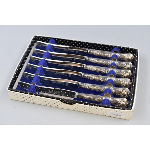 35 - Hallmarked Sheffield Silver Handled Butter Knife Set in Box