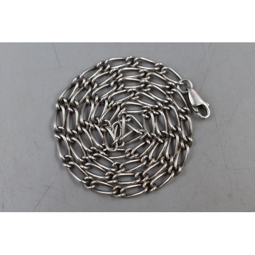 52 - Silver 925 Figure of 8 Style Necklace (18