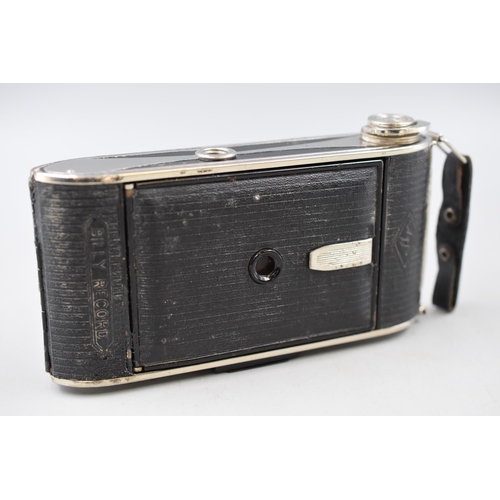 428 - A Vintage Agfa Billy Record Folding Camera.