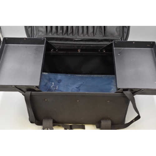 466 - AIV Side Rolling Make Up Case