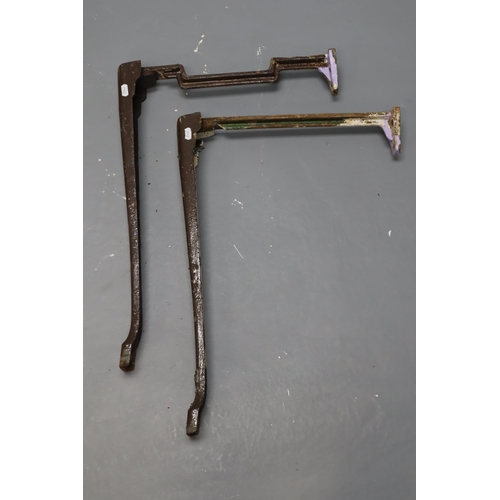 666 - Pair of Cast Iron Belfast Sink Legs (Depth 15