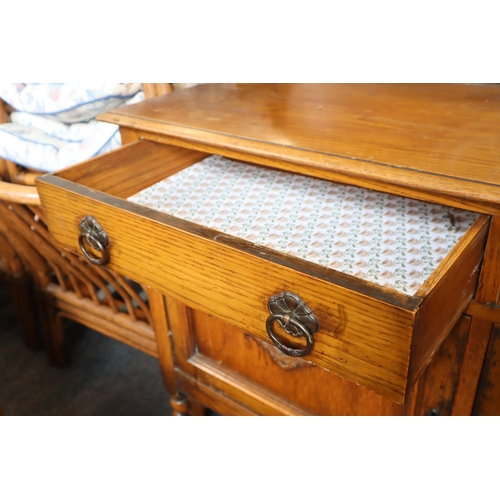 699 - Victorian Oak Mirror Backed Sideboard-Chiffonier Sitting on Barley Twist Legs with Two Drawers over ... 