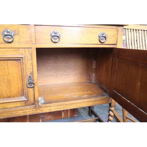 699 - Victorian Oak Mirror Backed Sideboard-Chiffonier Sitting on Barley Twist Legs with Two Drawers over ... 