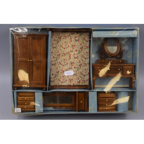 793 - A Boxed Set of Hickleton Interiors Wooden Dolls House Bedroom Furniture.