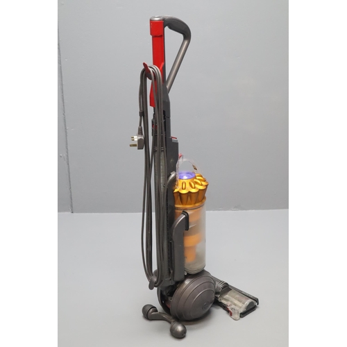 712 - Dyson DC40 Upright Vacuum Cleaner, Working when Tested