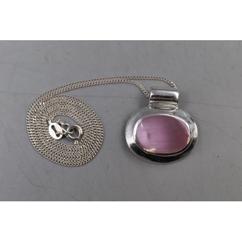 90 - Silver 925 Pendant Necklace complete with Presentation Box