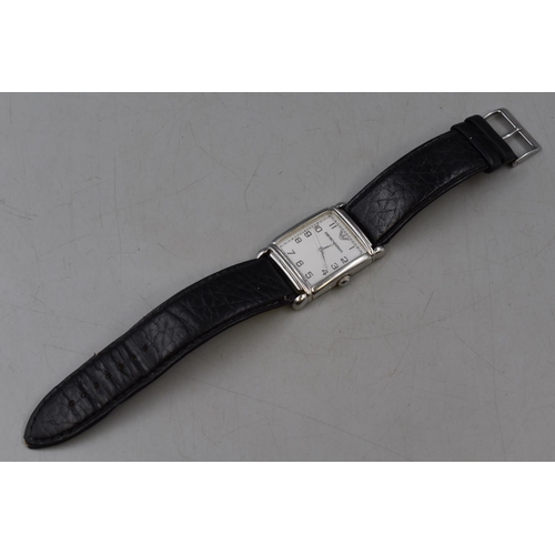 125 - A Gents Emporio Armani Watch, With Leather Strap. Working.