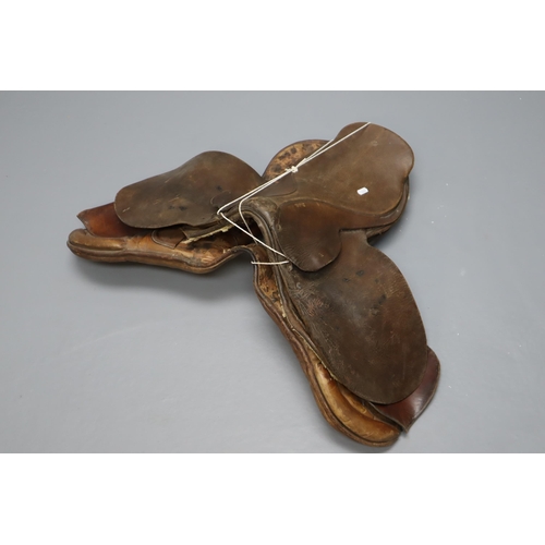 644 - A Vintage Leather Horse Saddle, Stamped Archer's Of Kedleston. AF.